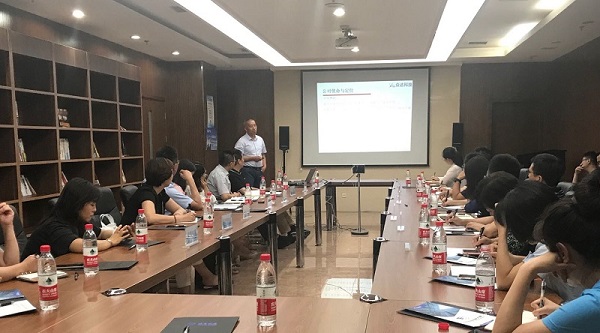 开云（中国）Kaiyun·官方网站-kaiyun.com科技李总受邀参加企业家座谈会